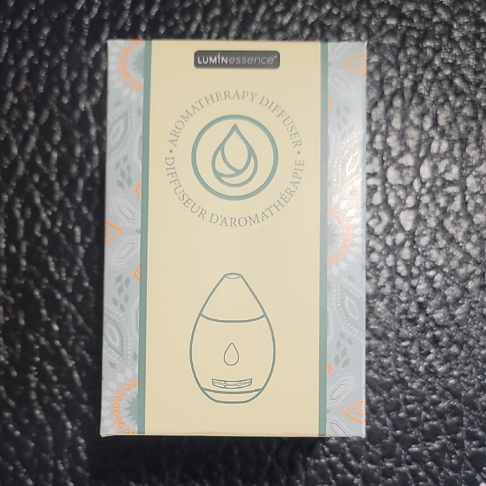Luminess Aromatherapy Diffuser - Cream and Gray